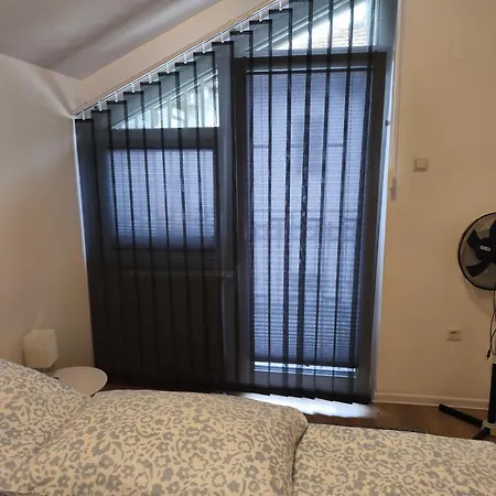 Sa Tri Sobe Za Sedam Osoba * Szarajevó