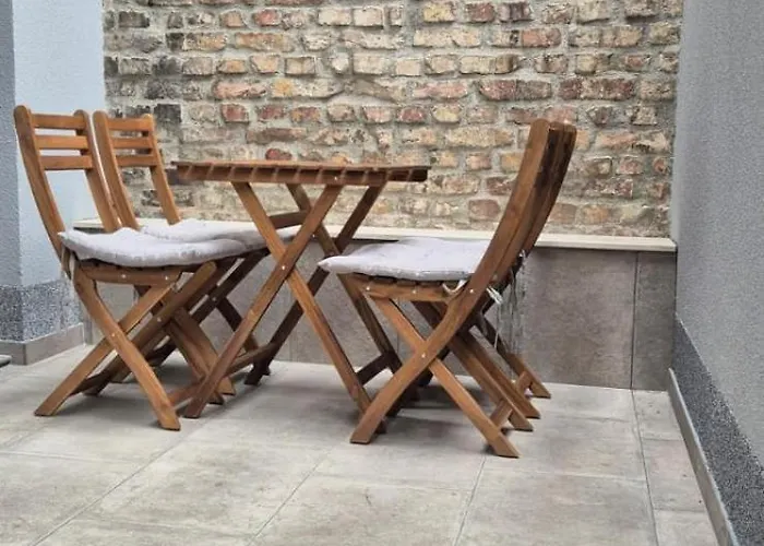 Sa Tri Sobe Za Sedam Osoba