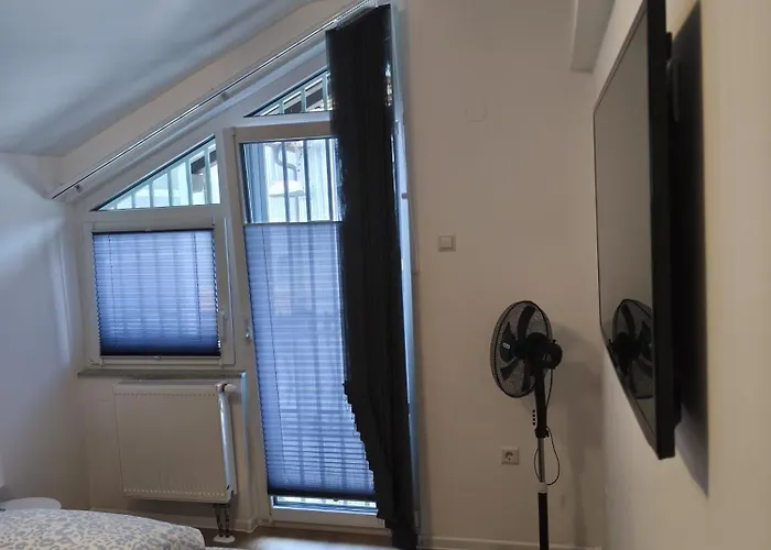 Apartman Sa Tri Sobe Za Sedam Osoba *